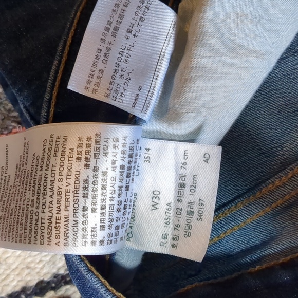 Levi's Denim Shorts with Patches - Picture 5 of 12